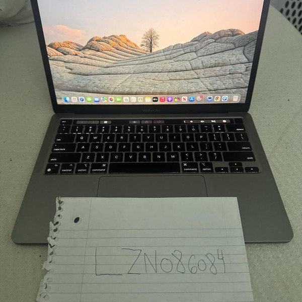 MacBook Pro 2022 - 13 inch - 256 GB, Gray, 8 GB, Apple M2