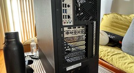 Mint
													Custom Gaming PC, photo 3 of 9