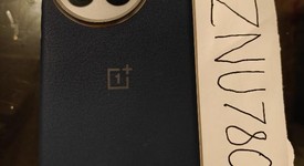 Mint
													OnePlus 13 - Unlocked, Midnight Ocean, 512 GB, 16 GB, photo 5 of 8