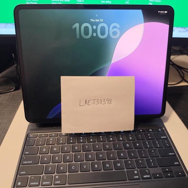 Apple iPad Pro 13 inch (M4) 2024 - Wi-Fi, 256 GB, Black, 8 GB, A2925, Standard Glass