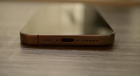 Good
													Apple iPhone 16 Pro - Unlocked, Desert, 256 GB, A3083, photo 3 of 8