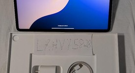 Good
													Apple iPad Pro 12.9" 3rd Gen 2018 - Wi-Fi, Silver, 64 GB, A1876, photo 1 of 11