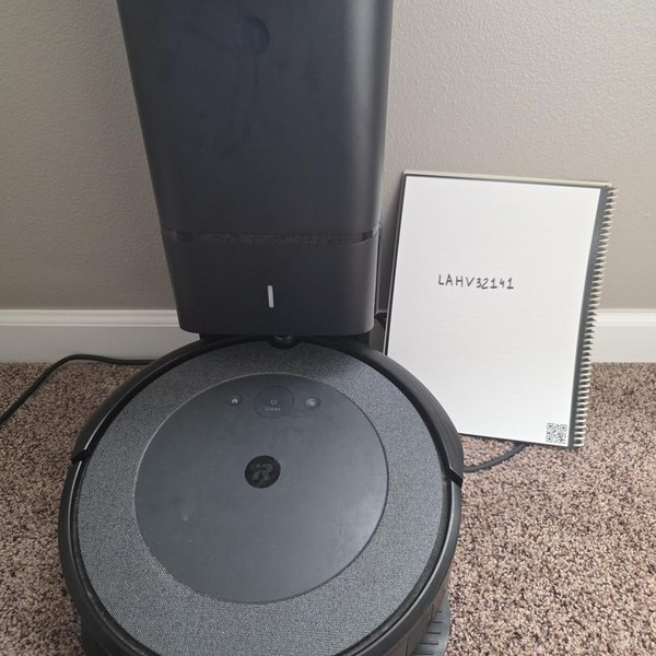 iRobot Roomba i3 Plus