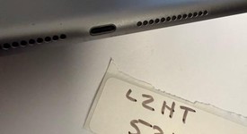 Fair
													Apple iPad 8th Gen - Unlocked, Gray, 32 GB, A2428, photo 4 of 4