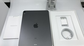 Mint
													Apple iPad Pro 11" 2018 - Wi-Fi, Gray, 64 GB, A1980, photo 2 of 2