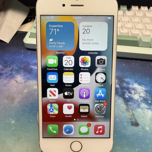 Apple iPhone 6S - Unlocked, 64 GB, Silver, A1688