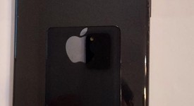 Good
													Apple iPhone SE 2nd Gen 2020 - Unlocked, Black, 64 GB, A2275, photo 3 of 4