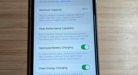 Fair
													Apple iPhone SE 2nd Gen 2020 - Unlocked, White, 64 GB, A2275, photo 1 of 14