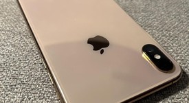 Mint
													Apple iPhone Xs - Unlocked, Gold, 256 GB, A1920, photo 4 of 6