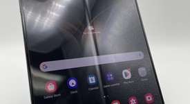 Mint
													Samsung Galaxy Z Fold4 5G - Unlocked Non-US, Black, 256 GB, 12 GB, SM-F936B/DS, photo 1 of 6