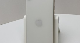 Mint
													Apple iPhone SE 3rd Gen 2022 - Unlocked, Starlight, 64 GB, A2595, photo 4 of 6