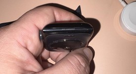 Good
													Apple Watch SE 2nd Gen 44mm - Unlocked, Midnight, A2727 - Cellular, Aluminum, photo 4 of 7