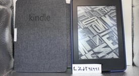 Mint
													Amazon Kindle Paperwhite 7th Gen - Amazon, 2 GB, photo 2 of 8