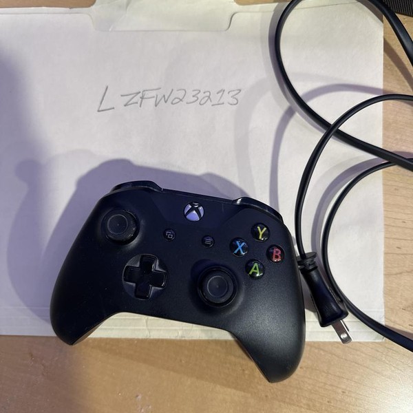 Xbox One S (2016) - 500 GB, White