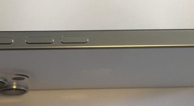 Mint
													Apple iPhone 16 Pro - Unlocked, White, 256 GB, A3083, photo 3 of 7