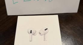 Used
													Apple AirPods Pro - Wireless Case, photo 2 of 6