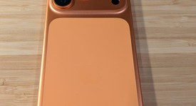 Mint
													Apple iPhone 17 Pro - Unlocked, Cosmic Orange, 256 GB, A3256, photo 4 of 6