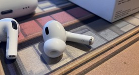 Used
													Apple AirPods Pro 2 - USB-C, photo 5 of 9