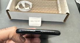 Mint
													Apple iPhone SE 3rd Gen 2022 - Unlocked, Midnight, 64 GB, A2595, photo 6 of 6