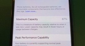 Good
													Apple iPhone Xs - Xfinity, Gold, 64 GB, A1920, photo 6 of 6