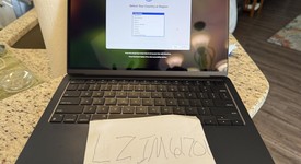 Mint
													MacBook Air 2022 - 13" - Apple M2, Midnight, 256 GB, 8 GB, photo 1 of 10