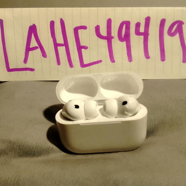 Apple AirPods Pro 3
