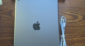 Good
													Apple iPad 5th Gen - Wi-Fi, Gray, 32 GB, A1822, photo 2 of 3