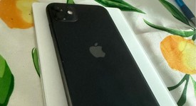 Mint
													Apple iPhone 11 - Unlocked, Black, 64 GB, A2111, photo 3 of 8