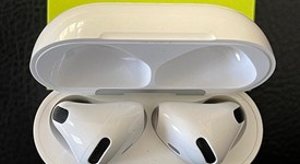 Used
													Apple AirPods 4th Gen - Standard, photo 1 of 5