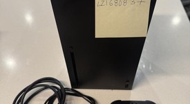 Mint
													Xbox Series X (2020) - Black, 1 TB, standard, photo 3 of 8