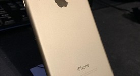 Good
													Apple iPhone 7 - AT&T, Gold, 128 GB, A1660, photo 3 of 9