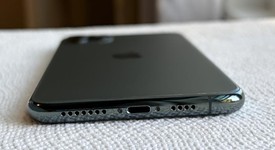 Good
													Apple iPhone 11 Pro Max - Unlocked, Green, 64 GB, A2161, photo 3 of 10