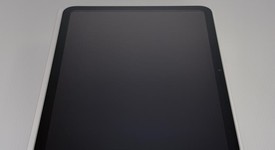Good
													Apple iPad 10th Gen - Wi-Fi, Silver, 64 GB, A2696, photo 1 of 9