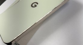 Mint
													Google Pixel 10 Pro XL - Unlocked, Jade, 256 GB, GUL82, photo 4 of 9