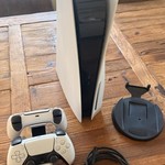 Good PlayStation 5 Standard Edition (2020) - 825 GB, White, Standard Edition