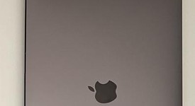Mint
													MacBook Pro 2020 - 13" - I5, Gray, 256 GB, 8 GB, photo 3 of 10