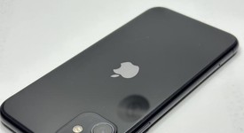 Fair
													Apple iPhone 11 - Unlocked, Black, 64 GB, A2111, photo 3 of 5