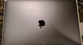 Good
													MacBook Pro 2016 (With Touch Bar) - 15" - Gray, 256 GB, 16 GB, photo 2 of 8