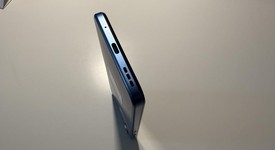 Mint
													Moto G Play (2024) - TracFone, Blue, 64 GB, 4 GB, photo 4 of 9