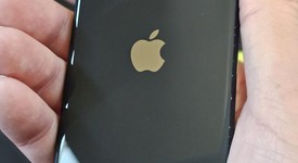 Good
													Apple iPhone SE 3rd Gen 2022 - Unlocked, Midnight, 64 GB, A2595, photo 3 of 10