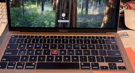 Good
													MacBook Air 2020 - 13" - I3, Gold, 256 GB, 8 GB, photo 5 of 11