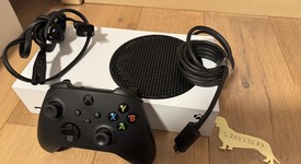 Good
													Xbox Series S (2020) - White, 512 GB, photo 3 of 9