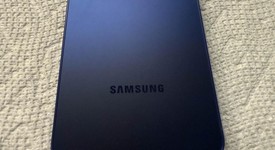Mint
													Samsung Galaxy S25 - Unlocked, Navy Blue, 256 GB, 12 GB, SM-S931U1, photo 3 of 8