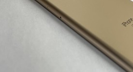 Good
													Apple iPhone 6S - Verizon, Gold, 16 GB, A1688, photo 3 of 6