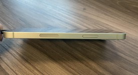 Mint
													Apple iPhone 12 - Unlocked, Green, 64 GB, A2172, photo 2 of 12