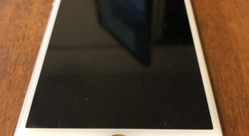 Mint
													Apple iPhone 7 - AT&T, Gold, 128 GB, A1778, photo 4 of 10