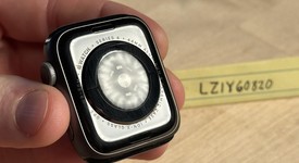 Fair
													Apple Watch Series 4 44mm - Gray, A1978 - GPS, Aluminum, photo 4 of 4