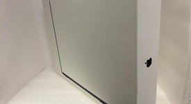 New
													MacBook Air 2025 (M4) - 13" - Apple M4, Midnight, 256 GB, 16 GB, photo 3 of 9