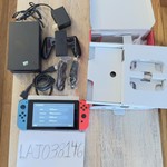 Mint Nintendo Switch - 32 GB, Red & Blue