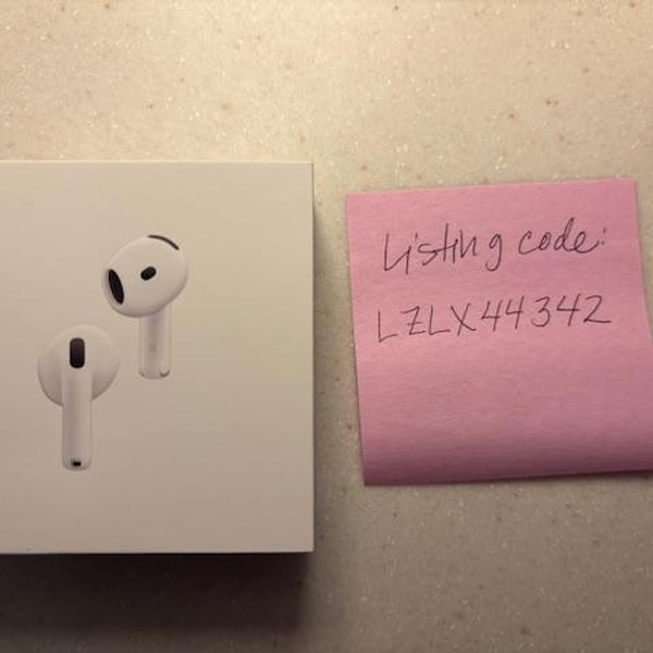 Apple AirPods 4th Gen - Active Noise Cancellation